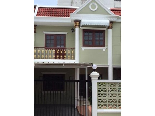 ให้เช่าทาวน์เฮ้าส์ ย่านลาดพร้าว ซอยแฮปปี้แลนด์