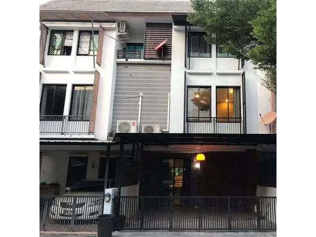 ให้เช่าทาวน์โฮม 3ชั้น โครงการอารียาโมวา ลาดปลาเค้า