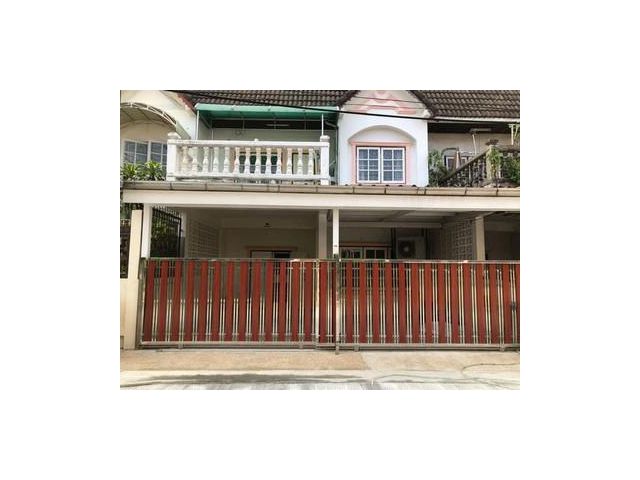 ทาวน์เฮ้าส์ 2 ชั้น บ้านรุ่งเจริญ ซ.อุดมสุข 51