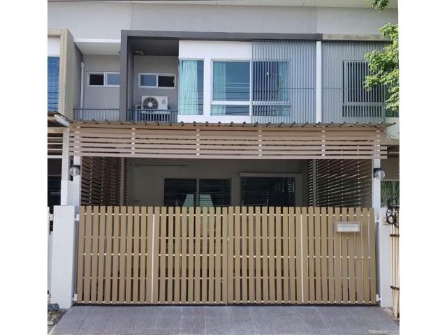 ให้เช่าทาวน์โฮม 2 ชั้น โครงการอินดี้ 1 ประชาอุทิศ 90 อยู่ริมถนนใหญ่ บ้านใหม่ตกแต่งใหม่พร้อมอยู่