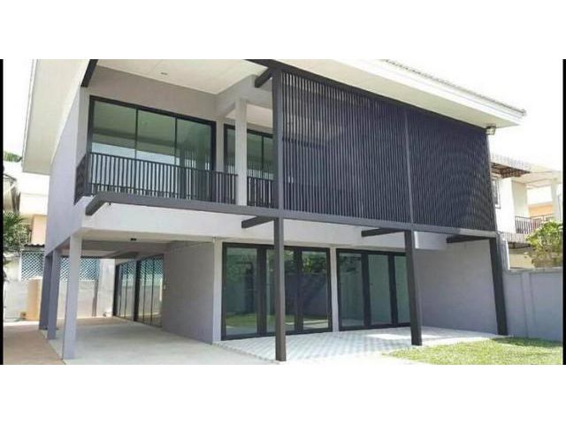 Home Office โชคชัย4 สไตล์ลอฟท์ พร้อมเช่า