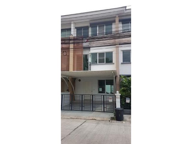 ให้เช่าทาวน์โฮม 3 ชั้น ลาดพร้าว101 โพธิ์แก้ว2