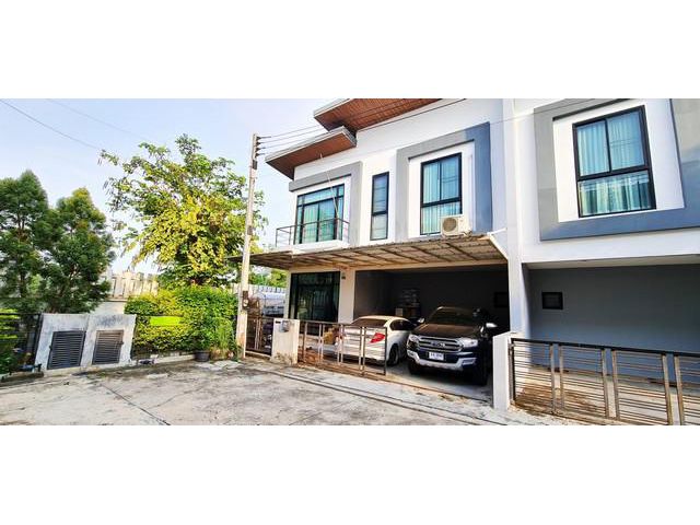 ขายด่วน บ้านแฝด/สไตล์บ้านเดี่ยว