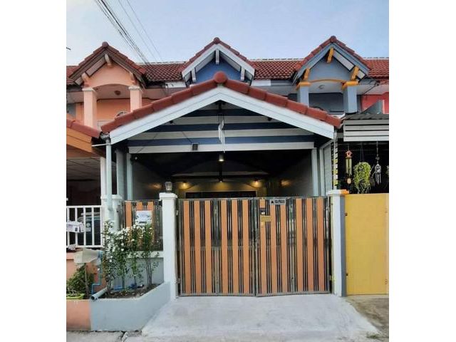 SR180506 ขายถูก หมู่บ้านแพรมาพร รังสิต คลอง 4