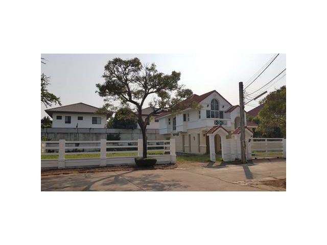ให้เช่าบ้านเดี่ยว 2 ชั้น ซ.เฉลืมพระเกียรติ 62