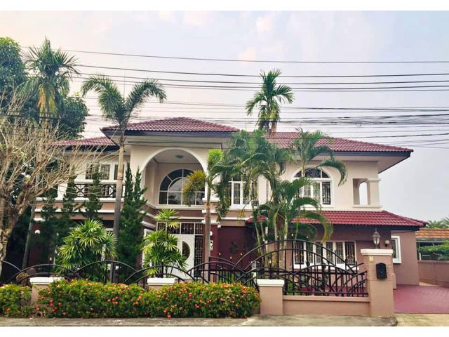 House for sale (Manthana Village), Hang Dong Subdistrict, Hang Dong District, Chiang Mai Province