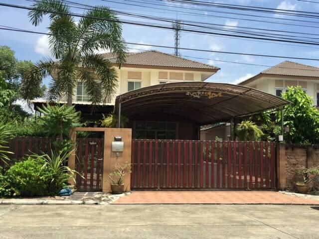 ขายบ้านเดี่ยว เดอะแพลน วงแหวน- รามอินทรา 2  ทางขนานถนนกาญจนาภิเษก แขวงคันนายาว