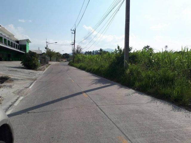 ขายที่ดินบ้านบึง 232 ไร่ ติดถนนคอนกรีต ใกล้ถ. 3023 - 1 กม. จ.ชลบุรี