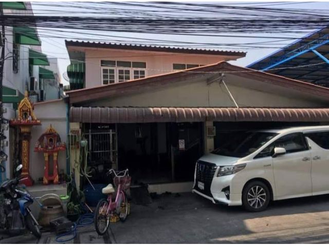 ขายด่วน บ้านเดี่ยว ทำเลค้าขาย ซอย บุญศิริ