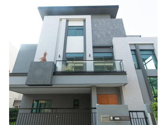 PL16 ให้เช่า และ ขาย บ้านเดี่ยว 3 ชั้น เดอะ เจนทริ สุขุมวิท 101 (ปุณณวิถี) บางจาก เขตพระโขนง