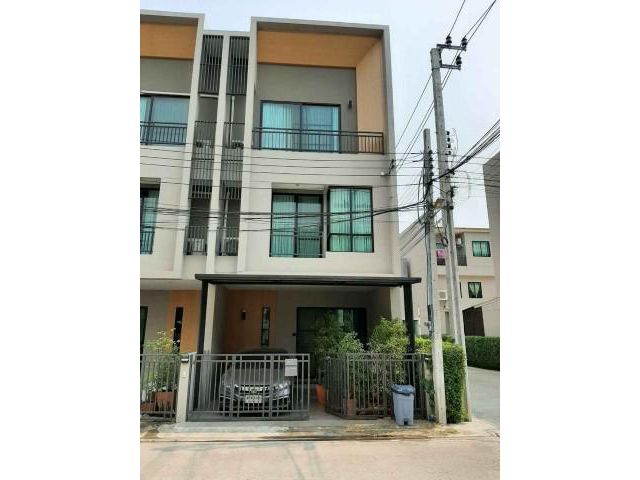 ขาย / ให้เช่า ทาวน์โฮม เดอะ แคนวาส สุขุมวิท-สำโรง เป็นหลังมุม บ้านสวย วิวดี ใกล้รถไฟฟ้า