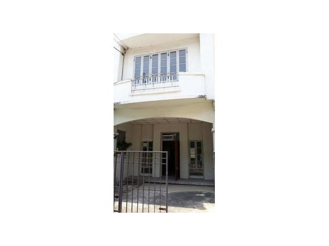ขาย/เช่าทาวน์โฮม3ชั้นครึ่ง หมู่บ้านสรานนท์ นนทบุรี