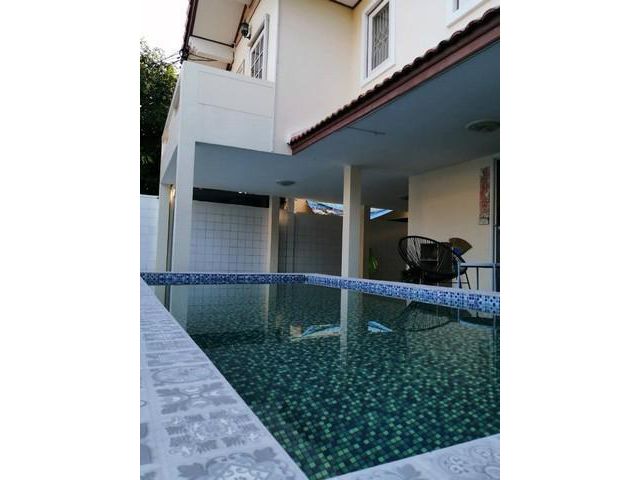 ราคาสุดพิเศษ ให้เช่าบ้านเดี่ยวพร้อมสระว่ายน้ำ บ้าน 6 ห้องนอน  เฟอร์นิเจอร์ครบ สุขุมวิท 101/1 เหมาะทั้งอยู่อาศัยและทำออฟฟ