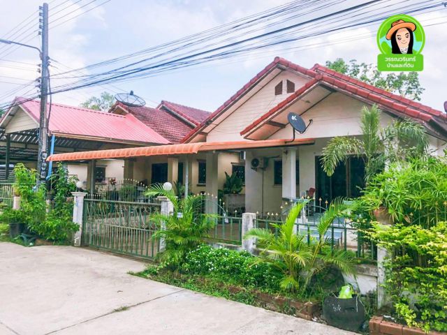 บ้านเดี่ยว ในหมู่บ้านบัวหลวง-ขามใหญ่ ราคา 1.19 ล้าน