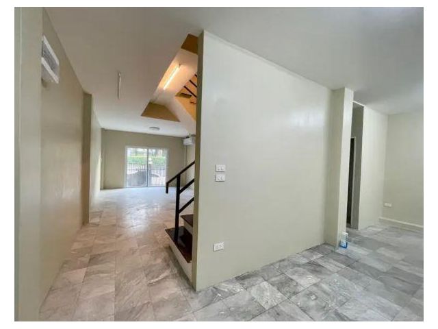 R090-099 ให้เช่าทาวน์โฮม 3 ชั้น หมู่บ้านผาสุก พัฒนาการ (Phasuk)
