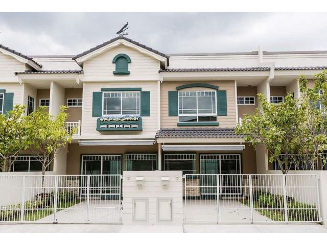 รหัสทรัพย์ B1122 ทาวน์โฮม Villaggio รังสิต คลอง 3 สวยสุดในย่านนั้น พร้อมระบบ Solar Cell