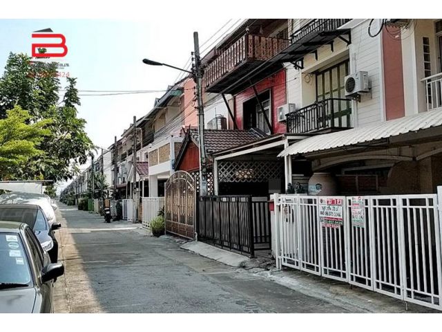 ทาวน์โฮม 3 ชั้น โครงการ โรยัลสายไหม วิลเลจ เนื้อที่ 20 ตรว. เขตสายไหม