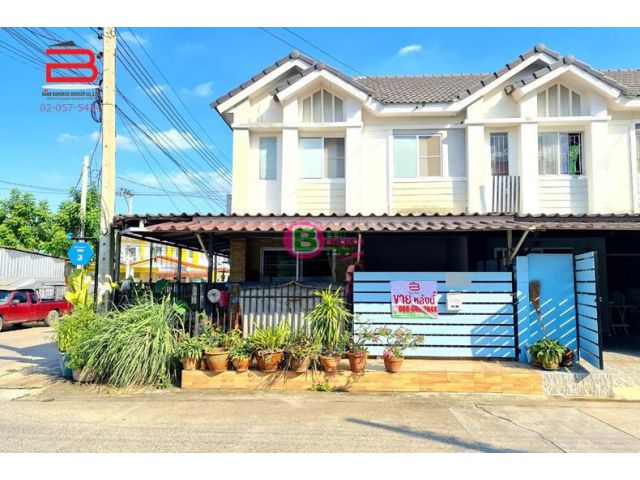 ทาวน์เฮาส์ 2 ชั้น หลังมุม โครงการ พฤกษา 70 เนื้อที่ 23.8 ตรว. เขตลาดกระบัง