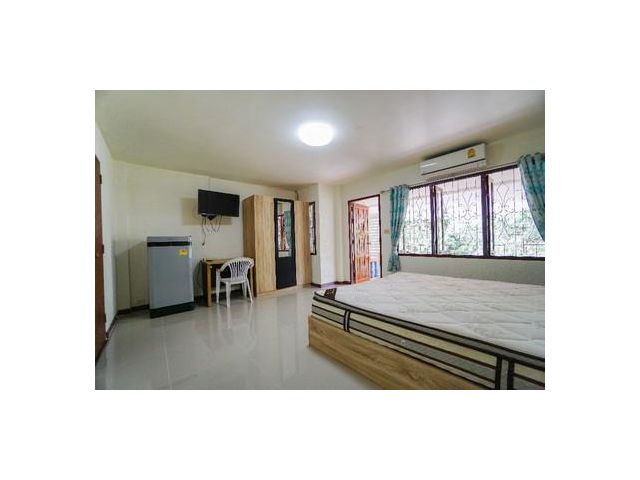 ห้องว่างให้เช่า ห้องแอร์ ห้องเช่ารายเดือน