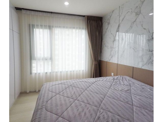 เช่า Life Asoke 30ตรม. ชั้น 20 18,000บาท