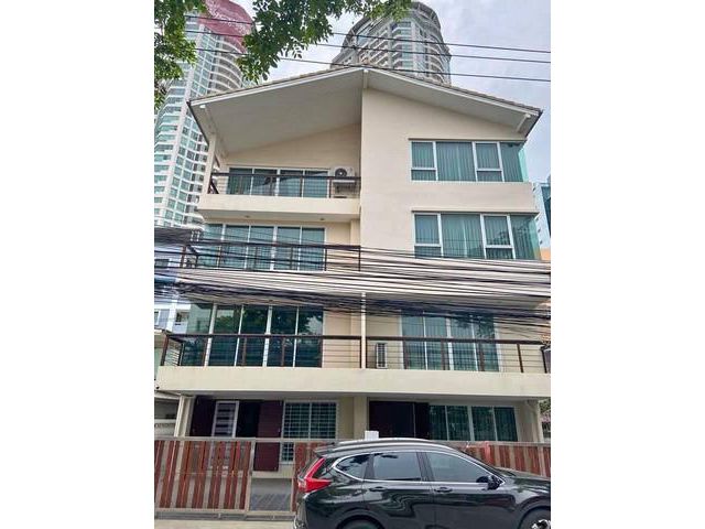 ให้เช่าโฮมออฟฟิศ 2คูหา ถนนนราธิวาส ใกล้สาทร สีลม