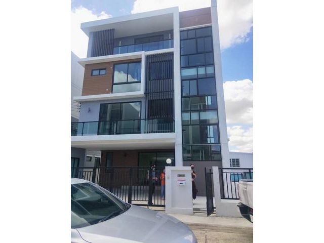 ให้เช่าโฮมออฟฟิศ 4ชั้น เดอะเบสท์ กิ่งแก้ว ถนนบางนา