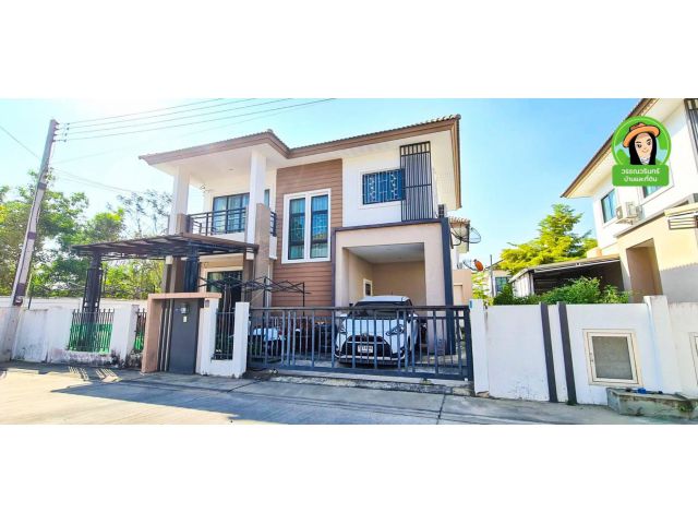 บ้านเช่าหลังใหญ่ ในหมู่บ้านสาริน 10