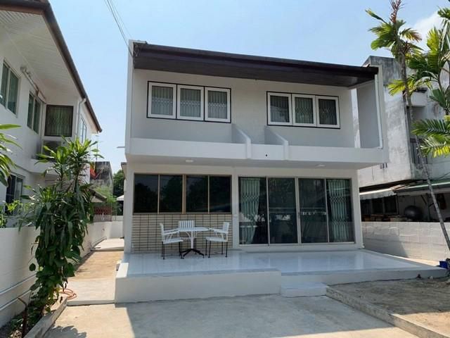 ให้เช่าบ้านเดี่ยว2ชั้น บ้านเปล่าไ่ม่มี เฟอร์นิเจอร์ ซอยสุขุมวิท101 3นอน ค่าเช่า 22,000 บาท