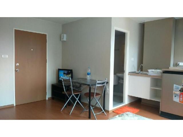 รหัสทรัพย์ V5110 ให้เช่า Lumpini Condo Town ร่มเกล้า-สุวรรณภูมิ ห้องมุมเฟอร์และเครื่องใช้ไฟฟ้าครบ