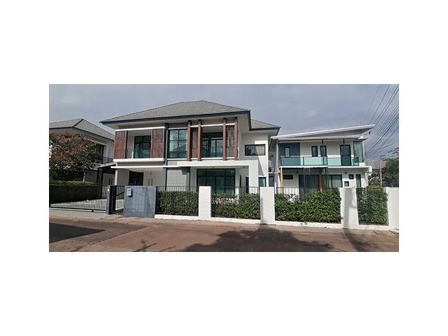 ขาย/เช่า  บ้านเดี่ยว 2 ชั้น+บ้านรับรอง (แปลงหัวมุม ทำเลดีที่สุด ใกล้ทะเลสาป) หมู่บ้าน Lake nakara