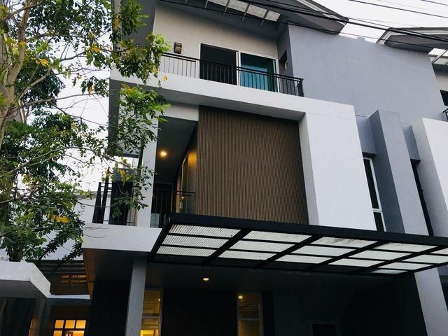 แกรนด์ ไอ ดีไซน์วิภาวดี  ใกล้สนามบินดอนเมือง