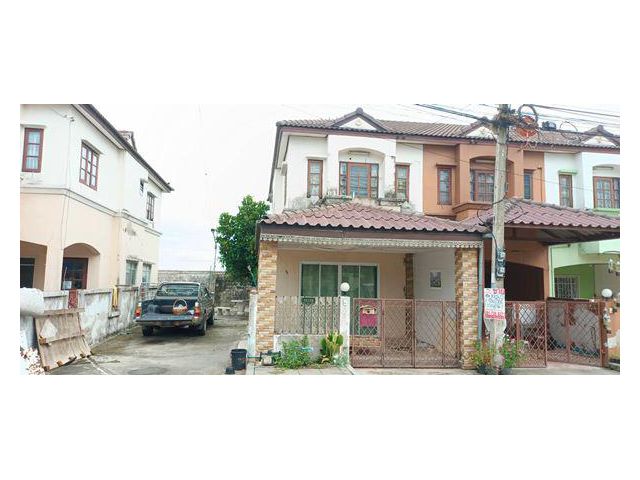 TH-01185 : ทาวน์เฮ้าส์ 2 ชั้น 22.5 ตร.ว. หมู่บ้าน เค.ซี คลัสเตอร์ นิมิตรใหม่