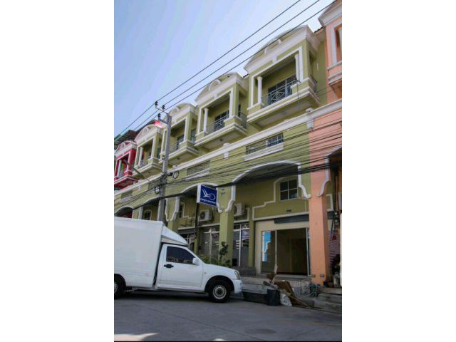 PJB86 ให้เช่าโฮมออฟฟิศ3.5 ชั้น หมู่บ้านรุ่งกิจ14 ใกล้สนามบินสุวรรณภูมิ