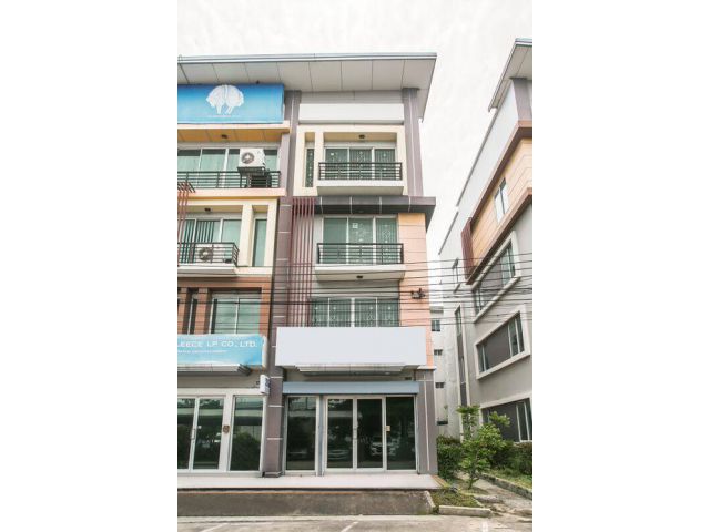 PJB87 ให้เช่าโฮมออฟฟิศไตล์โมเดิร์น ใกล้สนามบินสุวรรณภูมิ  4ชั้น RK BIZ