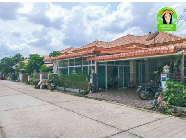 บ้านเจริญทรัพย์ 10 ใกล้ห้างสุนีย์