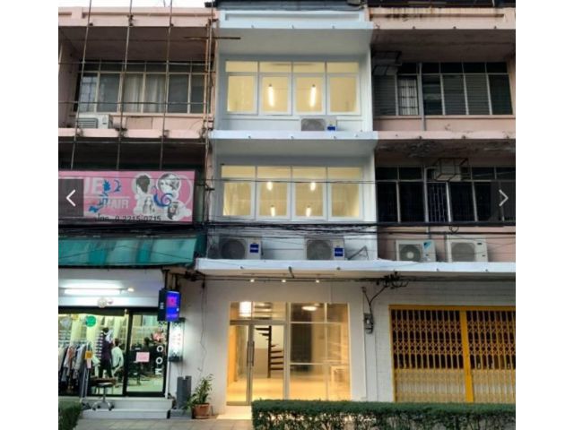 PJB95 ให้เช่า ห้องสำนักงาน บนตึกแถวชั้น3 ริมถนนพระราม4 ราคาเช่า 25,000 บาท