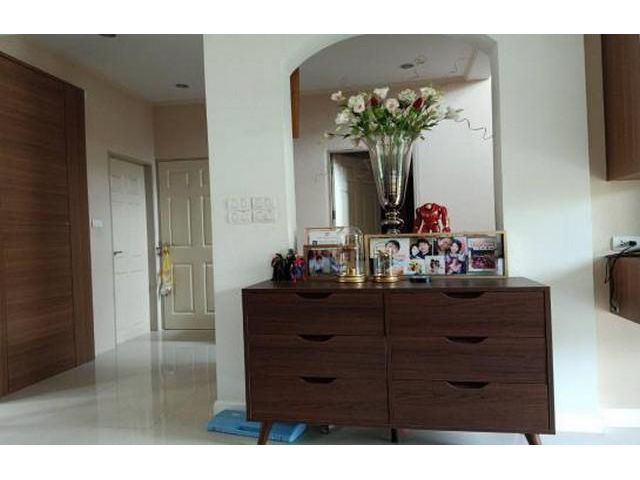 ขายบ้านเดี่ยว โครงการศุภาลัยพาร์ควิลล์ประชาอุทิศ แบบบ้านเป็นทรงใหญ่