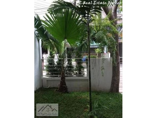 PDD02 ขายทาวน์เฮาส์ 2 ชั้น ซอยสุขุมวิท30