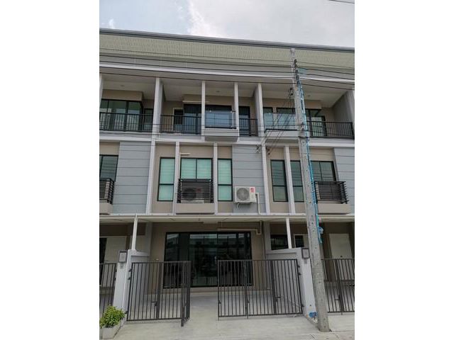 ให้เช่าทาวน์โฮม 3ชั้น หมู่บ้านไทม์โฮม วงแหวนอ่อนนุช ใกล้เมกา บางนา