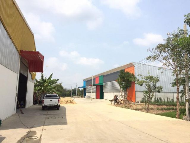 PJW128 ให้เช่าโกดัง ทำเป็นโรงงานเปล่า  เนื่อที่ 330 ตรม