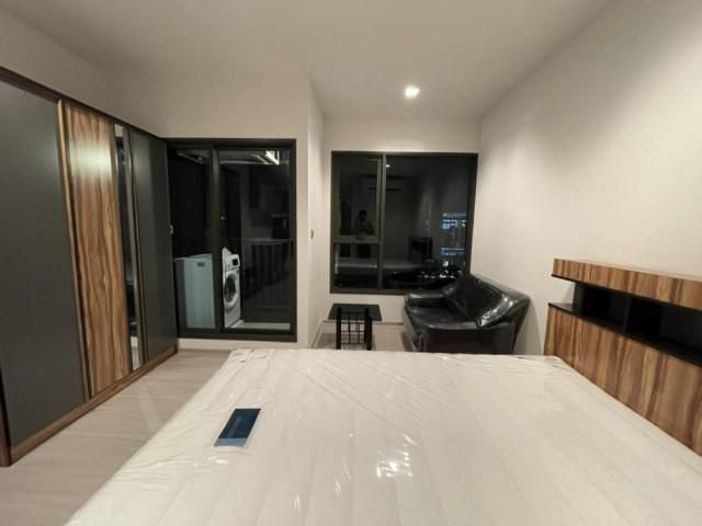 รหัสทรัพย์ B1370 Life Asoke (ไลฟ์ อโศก) Fully furnished ready to move in