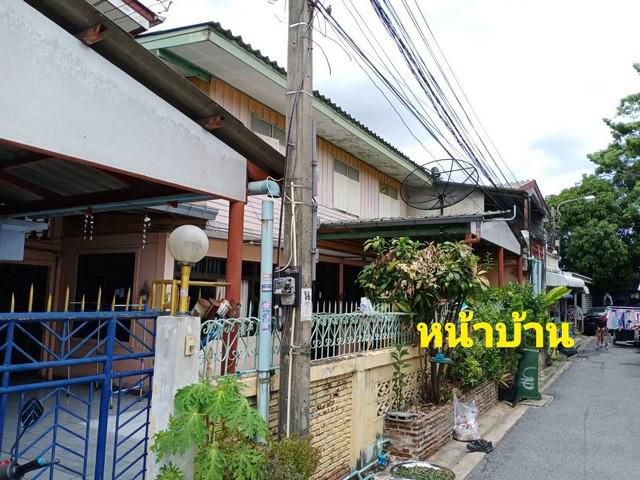 มีบ้าน 2 หลังในพื้นที่เดียวกัน