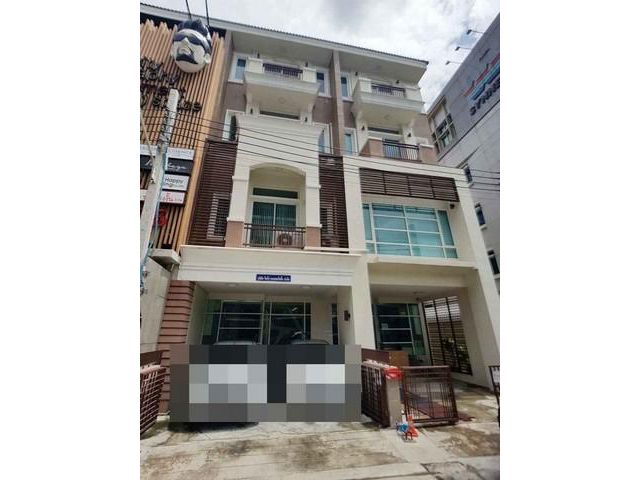 FPL 251 ให้เช่าตึกทำโฮมออฟฟิต ตึกใหม่ พร้อมเข้าอยู่ หน้ากว้าง 12 เมตร โครงการ Premium Place 2 ถนนสุคนธสวัสดิ์  ใกล้นวมิน