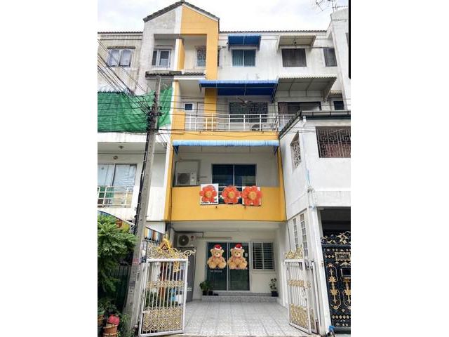 ขายทาวน์โฮม หมู่บ้านกรองทอง 3 ลาดพร้าว 64