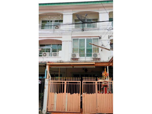 ขายบ้านทาวน์โฮม 3ชั้น สำโรงเหนือ