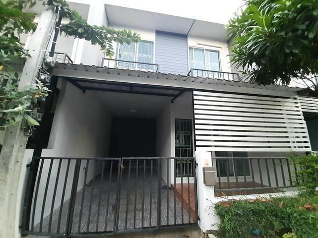 ขายทาวน์โฮมโซนบางนา กม.10 จ.สมุทรปราการ