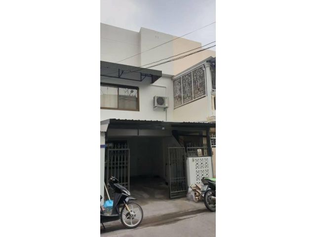 PJTH144 ให้เช่า/ขายทาวเฮ้าส์สภาพใหม่เนื่อที่ 16 ตรว ราคาเช่า 15,000 บาท/เดือน