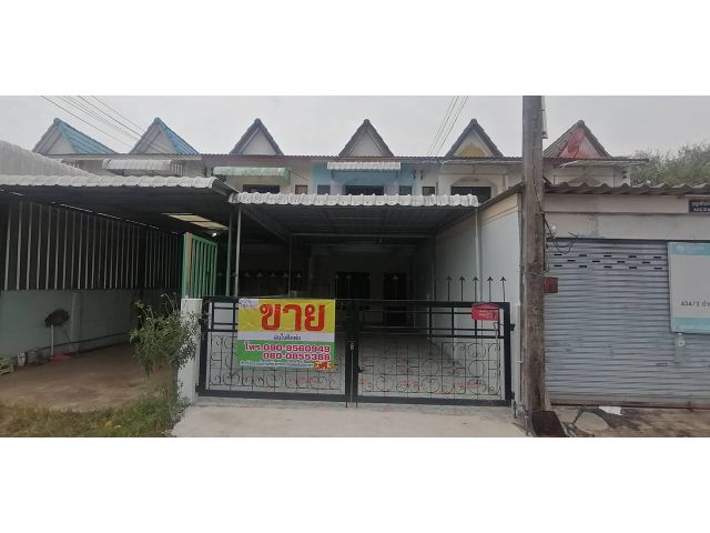 ขายด่วน!!  ปรับลดราคาสุดๆ   ทาวน์​เฮ้าส์​ 2​ ชั้น​  ใ​ก​ล้บึงแก่นนคร​