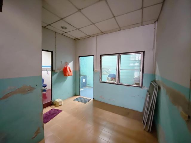 ขาย ทาวน์เฮาส์ หมู่บ้านบูรพา16 18.7 ตร.วา ดอนเมือง กรุงเทพ พร้อมเฟอร์นิเจอร์