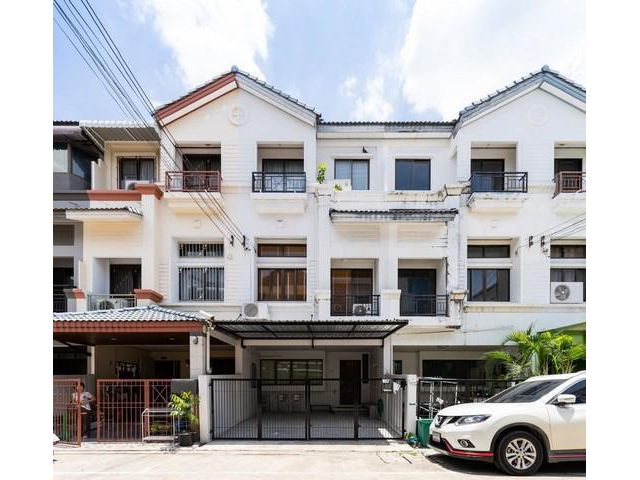 ให้เช่าทาวน์โฮม บ้านกลางเมืองรัชดา เหม่งจ๋าย